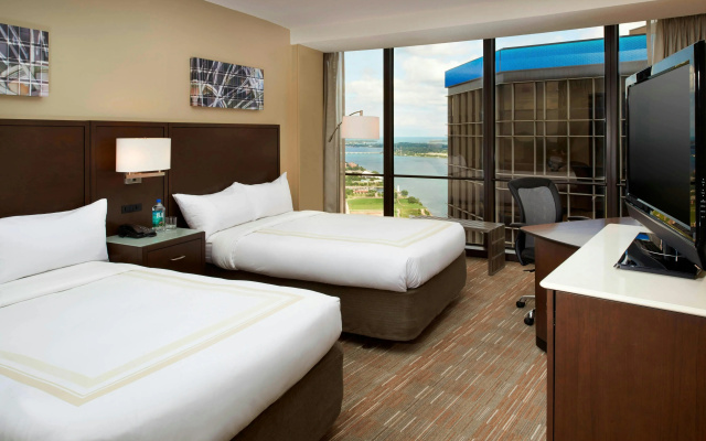 photo 3 of Detroit Marriott at the Renaissance Center