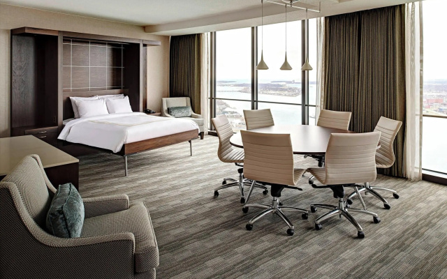 photo 4 of Detroit Marriott at the Renaissance Center