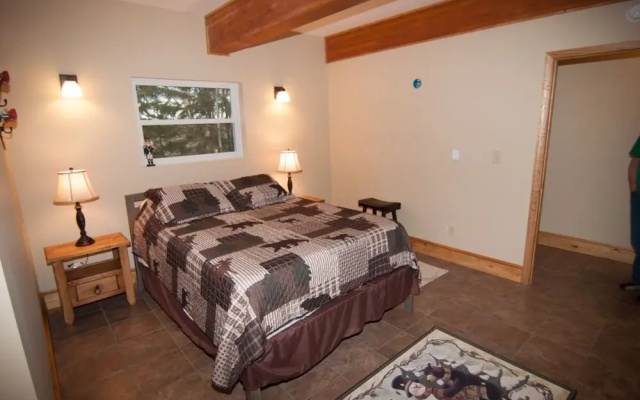 photo 5 of Dew Drop Inn