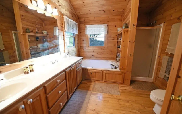 photo 5 of Dew Drop Inn- Blue Ridge Cabin Rental