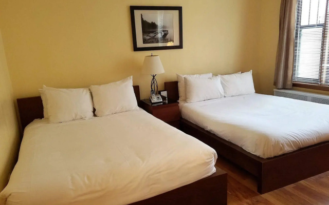 photo 3 of Dewitt Hotel and Suites