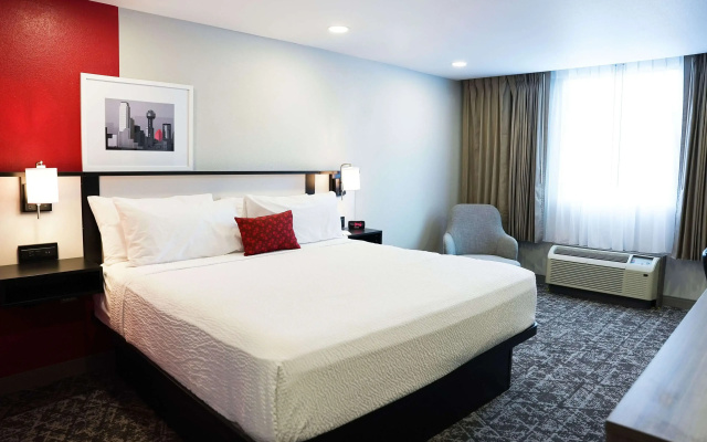 photo 5 of Ramada by Wyndham DFW Airport
