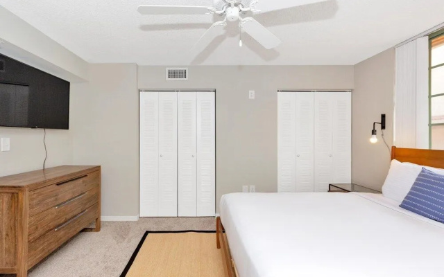 photo 4 of Dharma Home Suites Coral Gables at Gables Grand Plaza