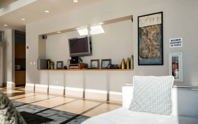 photo 3 of Dharma Home Suites JC at Exchange Place