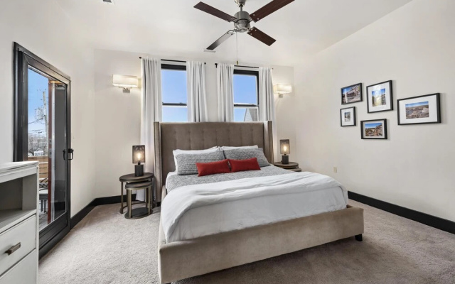 photo 3 of Dickson St Condo - On Dickson Street - Fayetteville Entertainment Hub