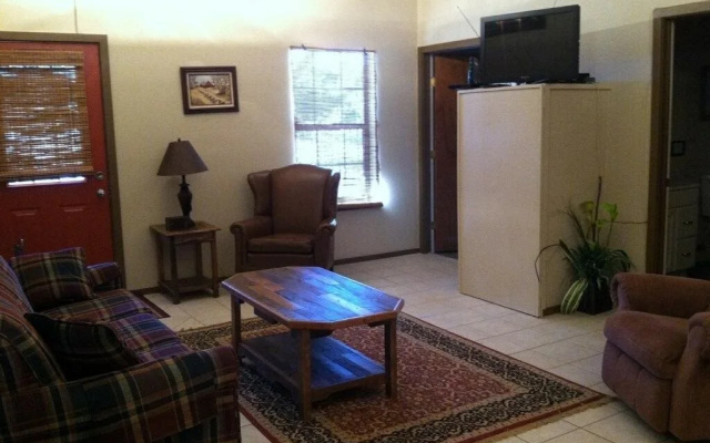 photo 2 of Dinosaur Trail Cabins & Cottages