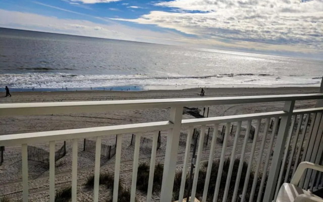 photo 3 of Direct Oceanfront Sea Mist Resort 20908