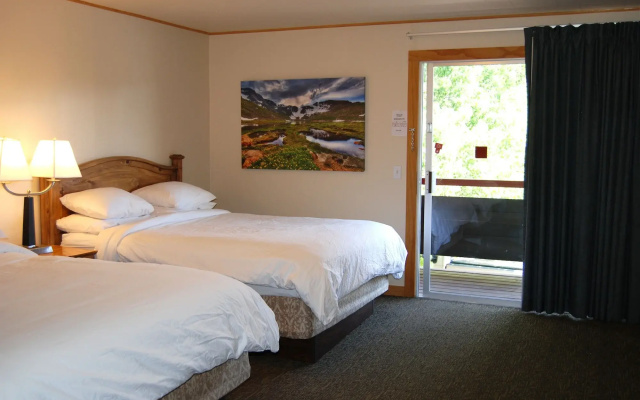 photo 2 of Discovery Lodge