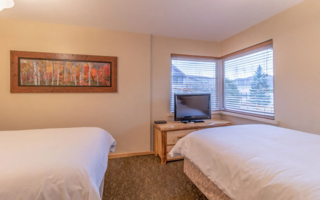 photo 5 of Discovery Lodge