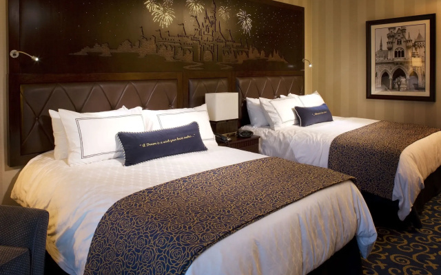 photo 4 of Disneyland Hotel