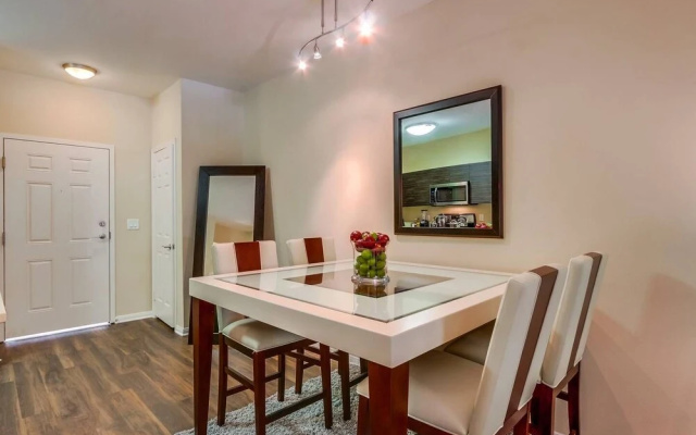 photo 3 of Disney's Gorgeous 1BR/1Bath with Free Parking! (R1)