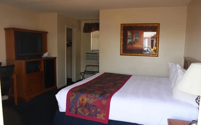 photo 3 of Dixie Palms Motel