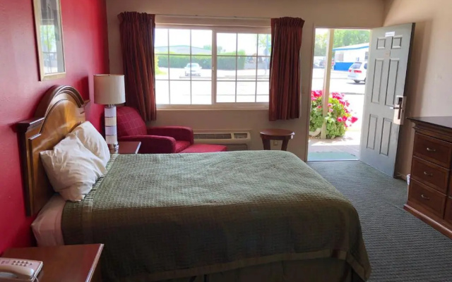photo 2 of Dixon Motel