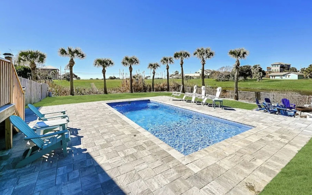 photo 4 of Dog Friendly + Private Pool; 0.1 Miles to the Beach!
