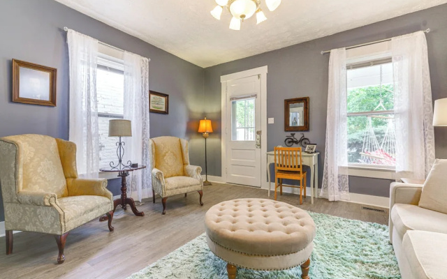 photo 2 of Dog-friendly Dayton Home: 1 Mi to Downtown!