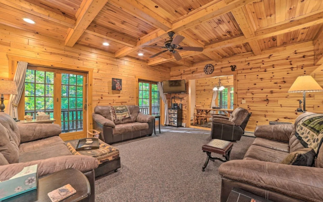 photo 2 of Dog-friendly Gaylord Retreat < 8 Mi to Town!