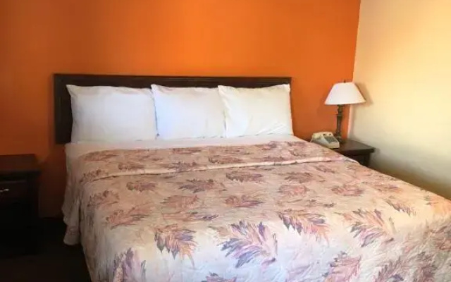 photo 5 of Dogwood Park Inn