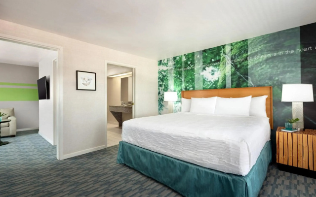 photo 5 of The Domain Hotel