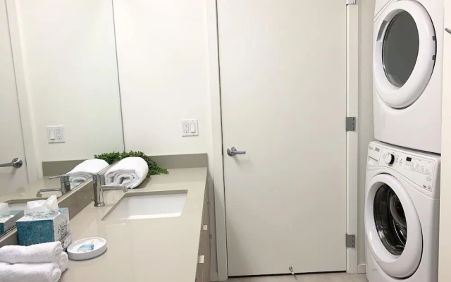 photo 4 of Domicile Suites at Venn on Main