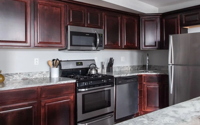 photo 5 of Domio I Old City I Cozy 2 Br Near Penns Landing
