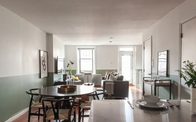 photo 3 of Domio Rittenhouse Square Charming 3BR Duplex + Deck