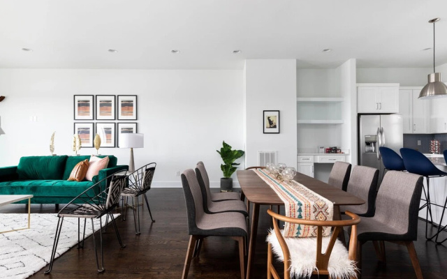 photo 5 of Domio Sylvan Park Vibrant 12BR 3 Houses