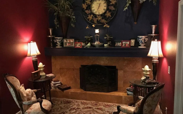 photo 3 of Don's Elegante Bed & Breakfast