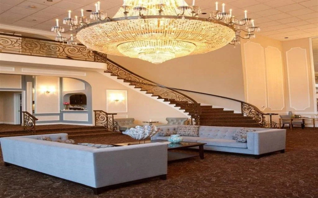 photo 3 of The Shore Club