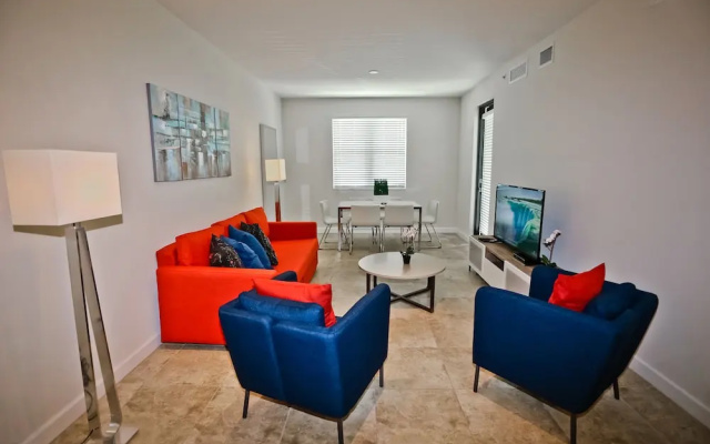 photo 3 of Doral Dolphin Mall Apartments by NUOVO