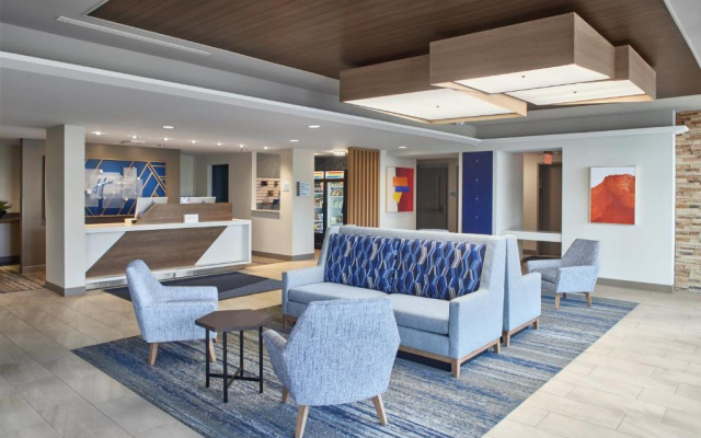 photo 2 of Holiday Inn Express Akron NW - Fairlawn by IHG
