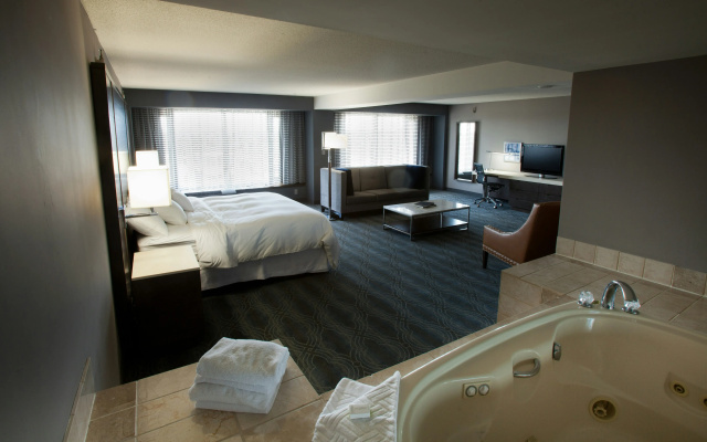 photo 5 of Doubletree by Hilton Bloomington - Minneapolis South