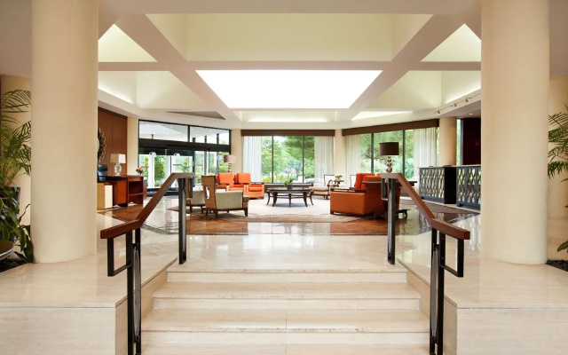 photo 3 of DoubleTree by Hilton Boston - Bedford Glen