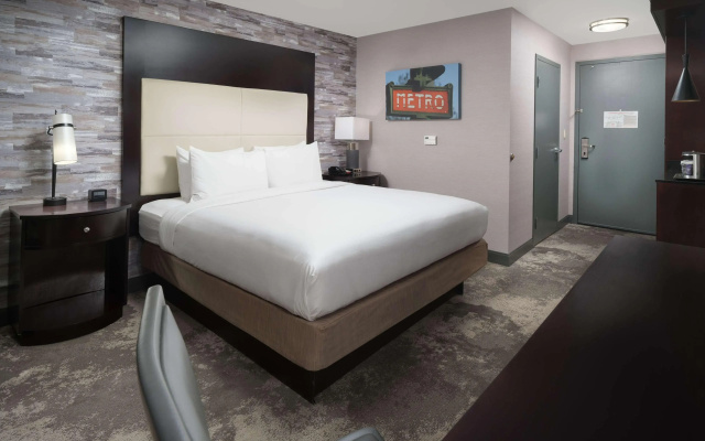 photo 3 of DoubleTree by Hilton Hotel Chattanooga Downtown