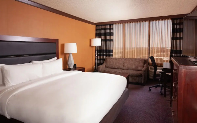 photo 3 of DoubleTree by Hilton Hotel Cleveland Downtown - Lakeside