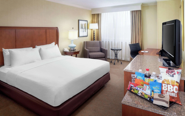 photo 4 of DoubleTree by Hilton Cleveland East Beachwood