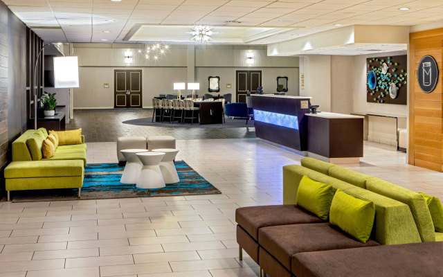 photo 2 of DoubleTree by Hilton Columbia