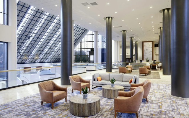 photo 2 of DoubleTree by Hilton Dallas Near the Galleria
