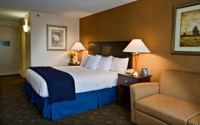 photo 3 of Doubletree-Dayton Downtown