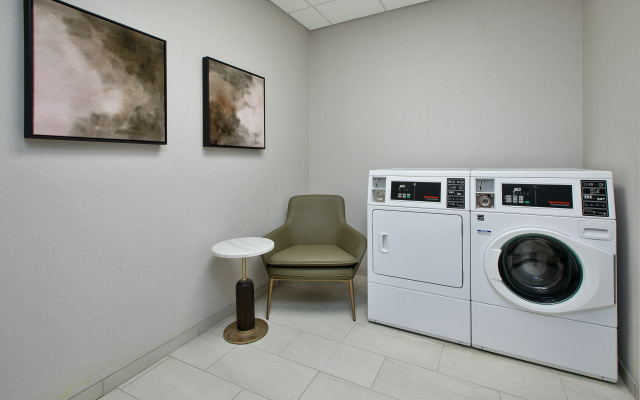 photo 4 of DoubleTree by Hilton Detroit Novi