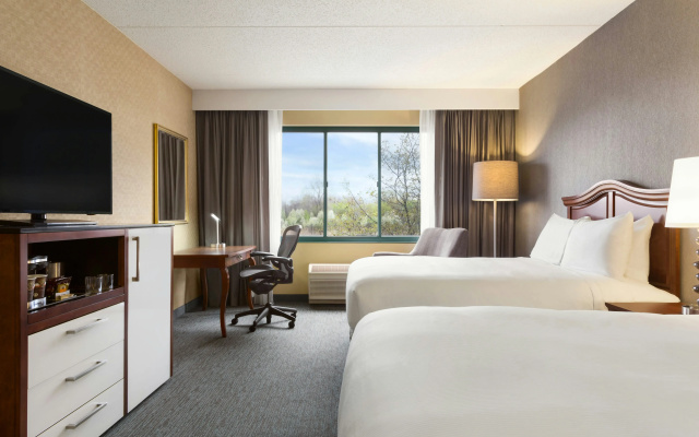 photo 5 of DoubleTree by Hilton Detroit Novi