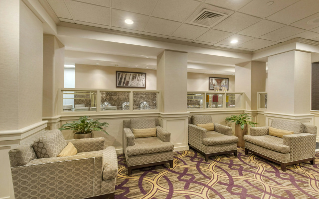 photo 2 of DoubleTree by Hilton Downtown Wilmington - Legal District