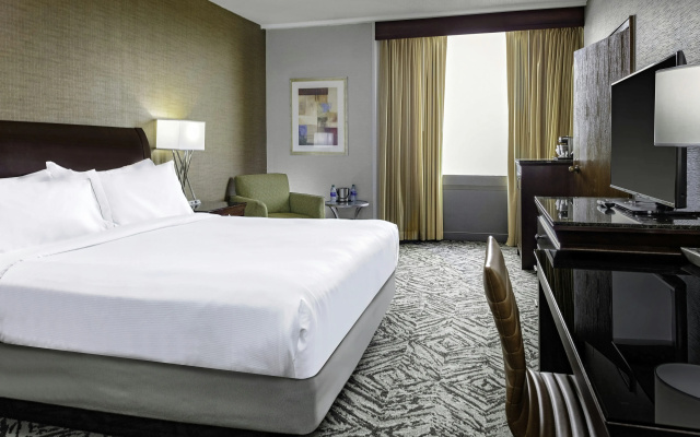 photo 3 of DoubleTree by Hilton Omaha Downtown