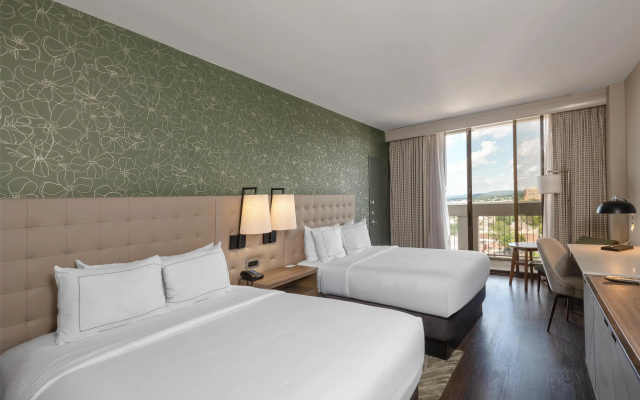 photo 4 of Hilton Birmingham Downtown at UAB