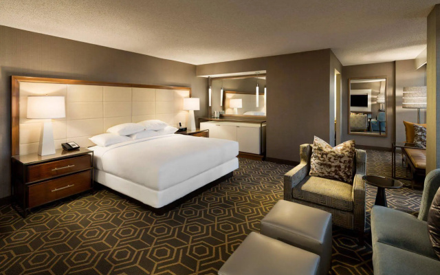 photo 5 of DoubleTree by Hilton Dallas - Campbell Centre