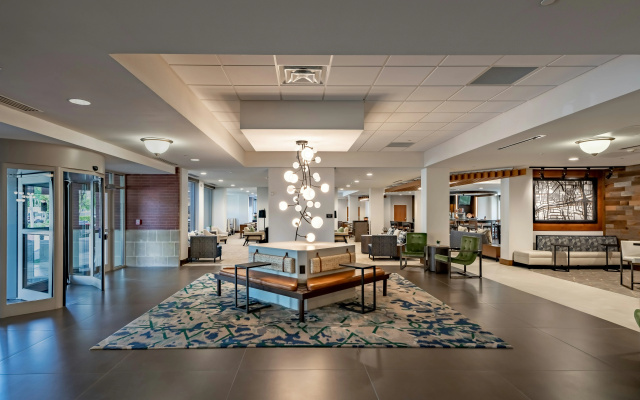 photo 2 of DoubleTree by Hilton Dallas - Farmers Branch