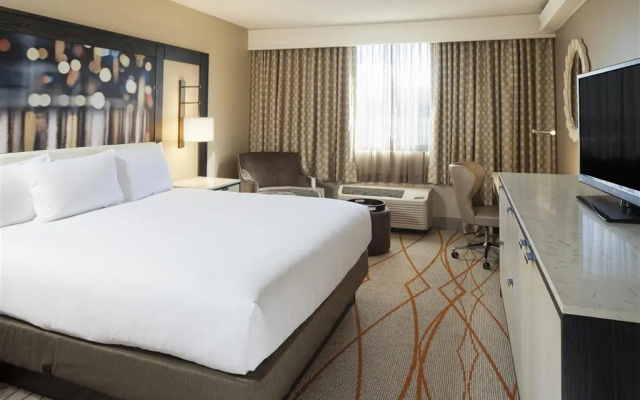 photo 3 of DoubleTree by Hilton Denver Central Park