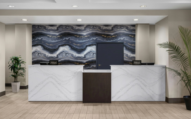 photo 2 of DoubleTree by Hilton Las Vegas Airport