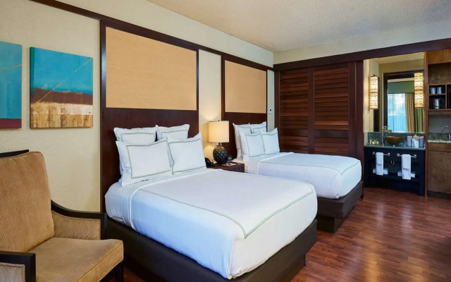 photo 2 of DoubleTree by Hilton Orlando Theme Park Resort