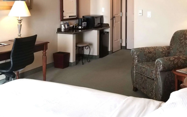 photo 3 of DoubleTree by Hilton Phoenix - Gilbert
