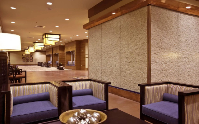 photo 3 of Doubletree by Hilton Phoenix - Tempe